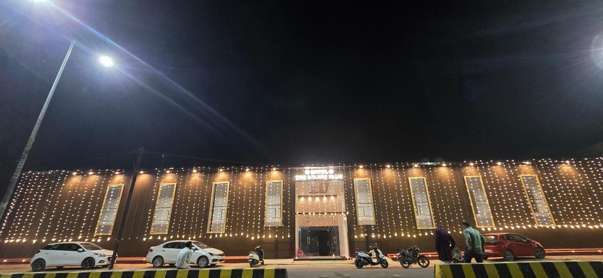 فندق The Golden Palm Khajurāho المظهر الخارجي الصورة